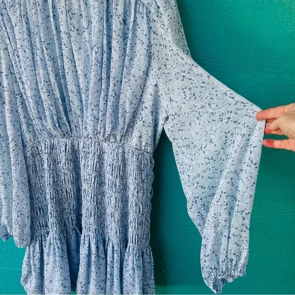 House of Harlow SHONA JOY Mock Neck Flowy Smocked Mini Dress Coquette SIZE LARGE - Picture 4 of 10